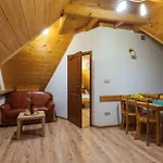 Appartement Domino - *
