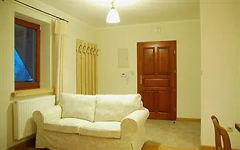 أبارتامنتي دومينو - *